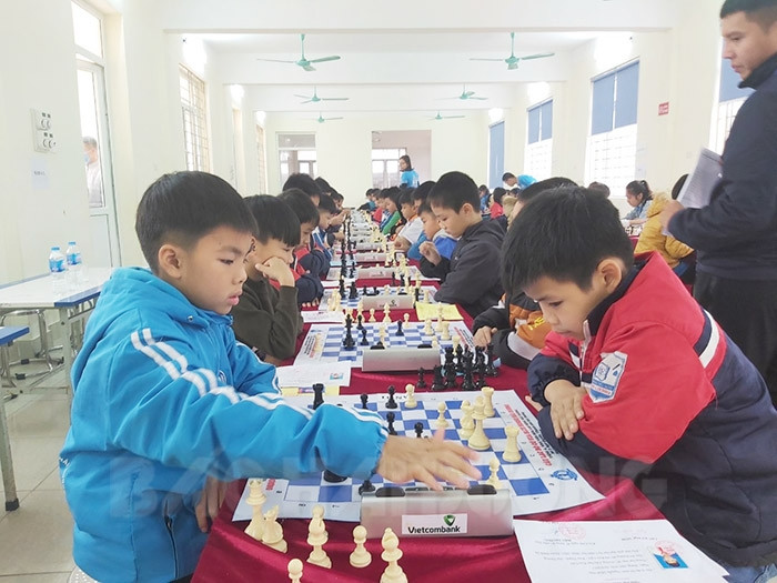 76 kỳ thủ tham gia Giải cờ vua học sinh tiểu học huyện Kim Thành